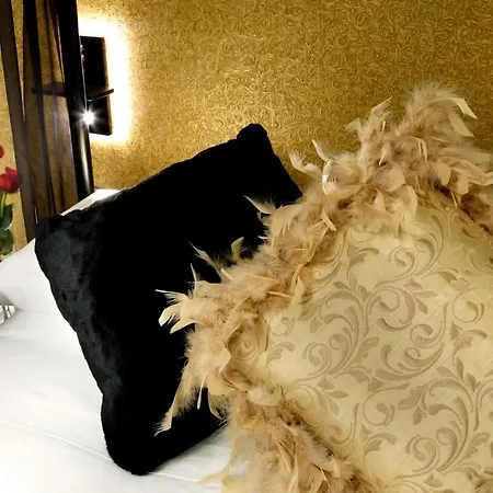 Plaza Nueva Guest house 3*