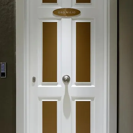 Plaza Nueva بيت ضيافة بلباو